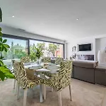Fabulosa Foresta En Familias Con Piscina Privada Apartman