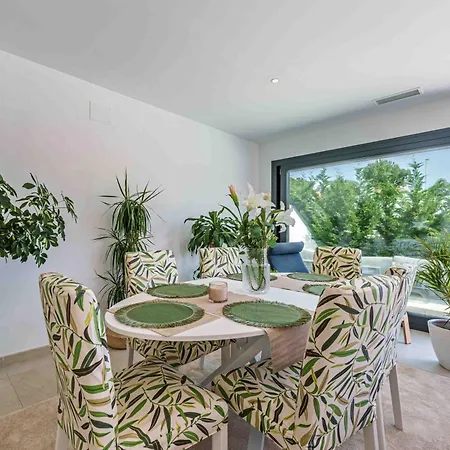 Fabulosa Foresta En Familias Con Piscina Privada Апартаменты Торремолинос