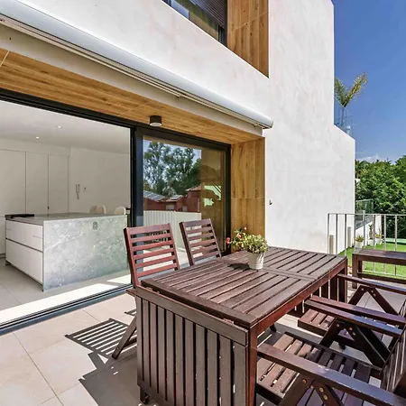 Appartamento Fabulosa Foresta En Familias Con Piscina Privada