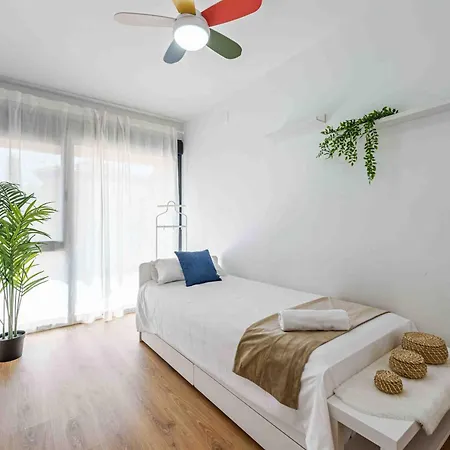 Fabulosa Foresta En Familias Con Piscina Privada Торремолінос
