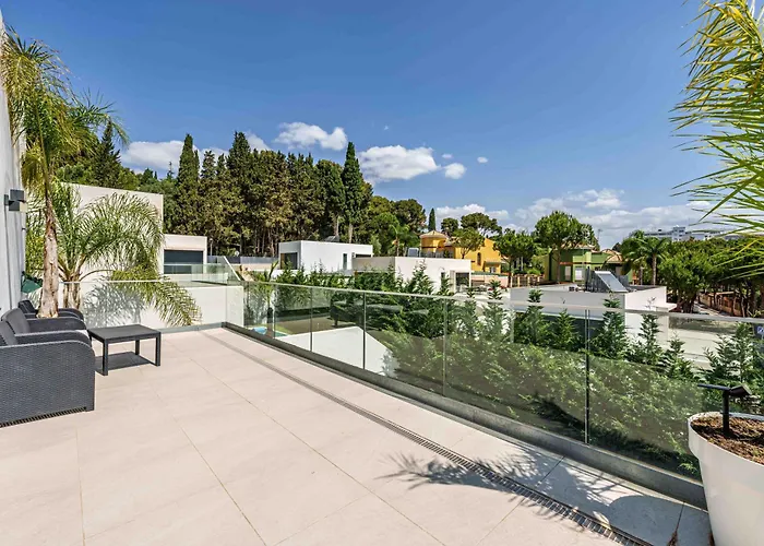 Fabulosa Foresta En Familias Con Piscina Privada