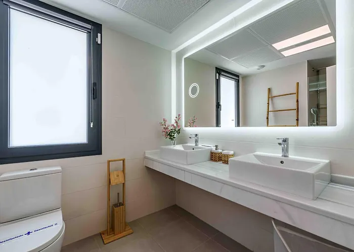 Fabulosa Foresta En Familias Con Piscina Privada *