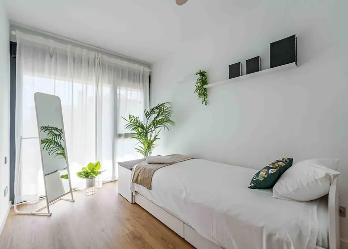 Fabulosa Foresta En Familias Con Piscina Privada