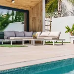Fabulosa Foresta En Familias Con Piscina Privada