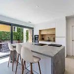 Fabulosa Foresta En Familias Con Piscina Privada Daire