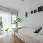Fabulosa Foresta En Familias Con Piscina Privada