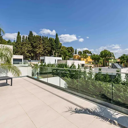 Fabulosa Foresta En Familias Con Piscina Privada